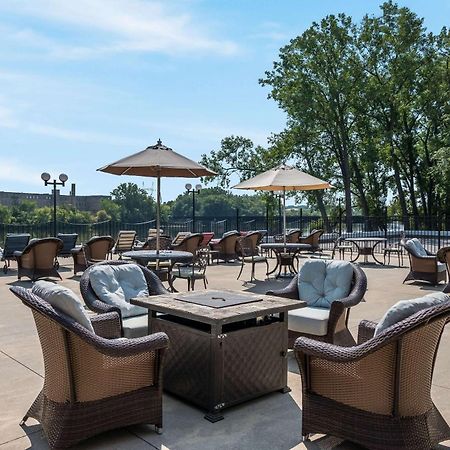 Radisson Hotel Grand Rapids Riverfront Zewnętrze zdjęcie
