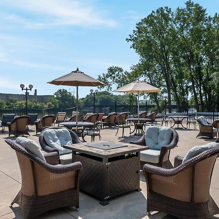 Radisson Hotel Grand Rapids Riverfront Zewnętrze zdjęcie