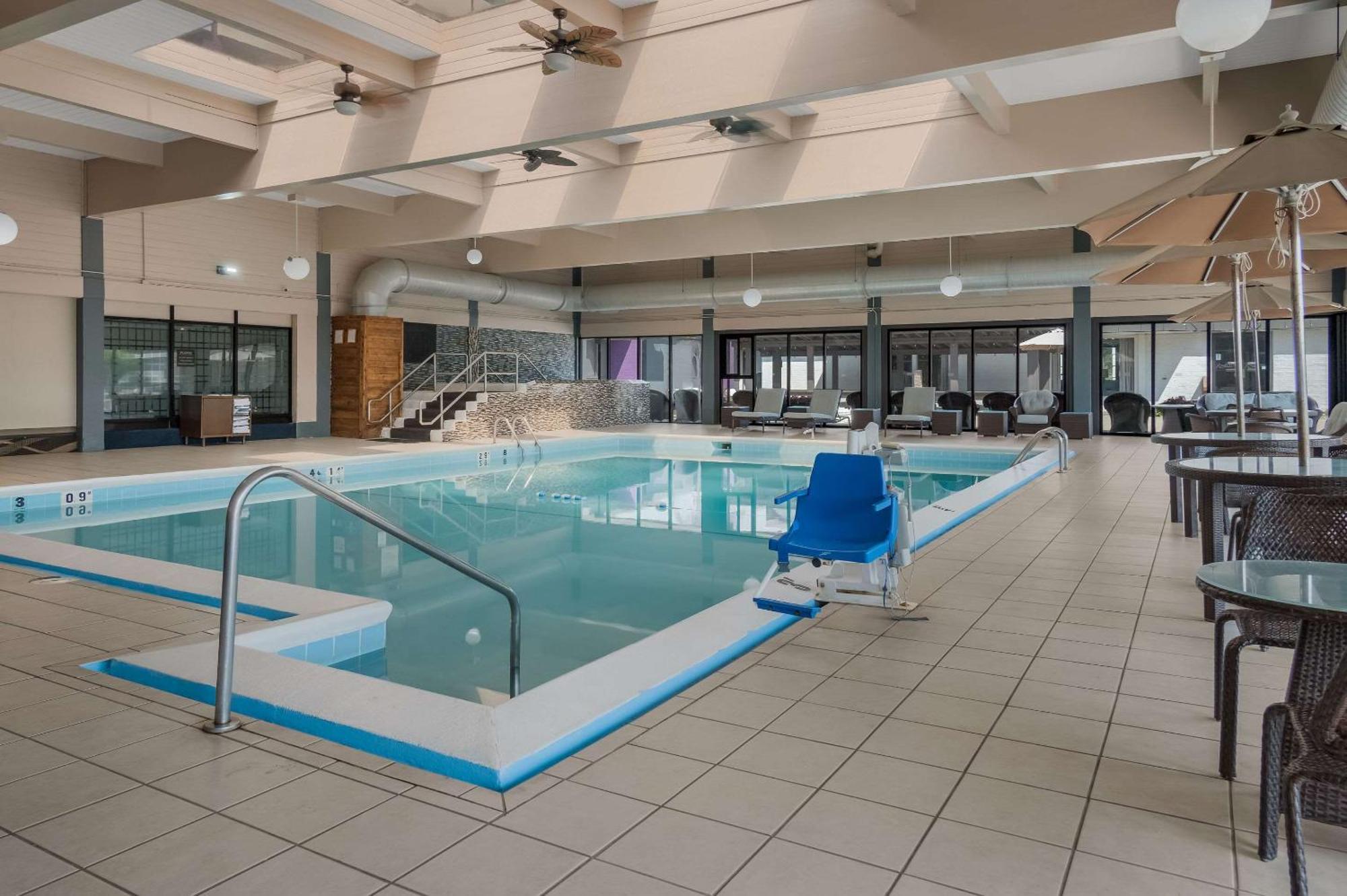 Radisson Hotel Grand Rapids Riverfront Zewnętrze zdjęcie