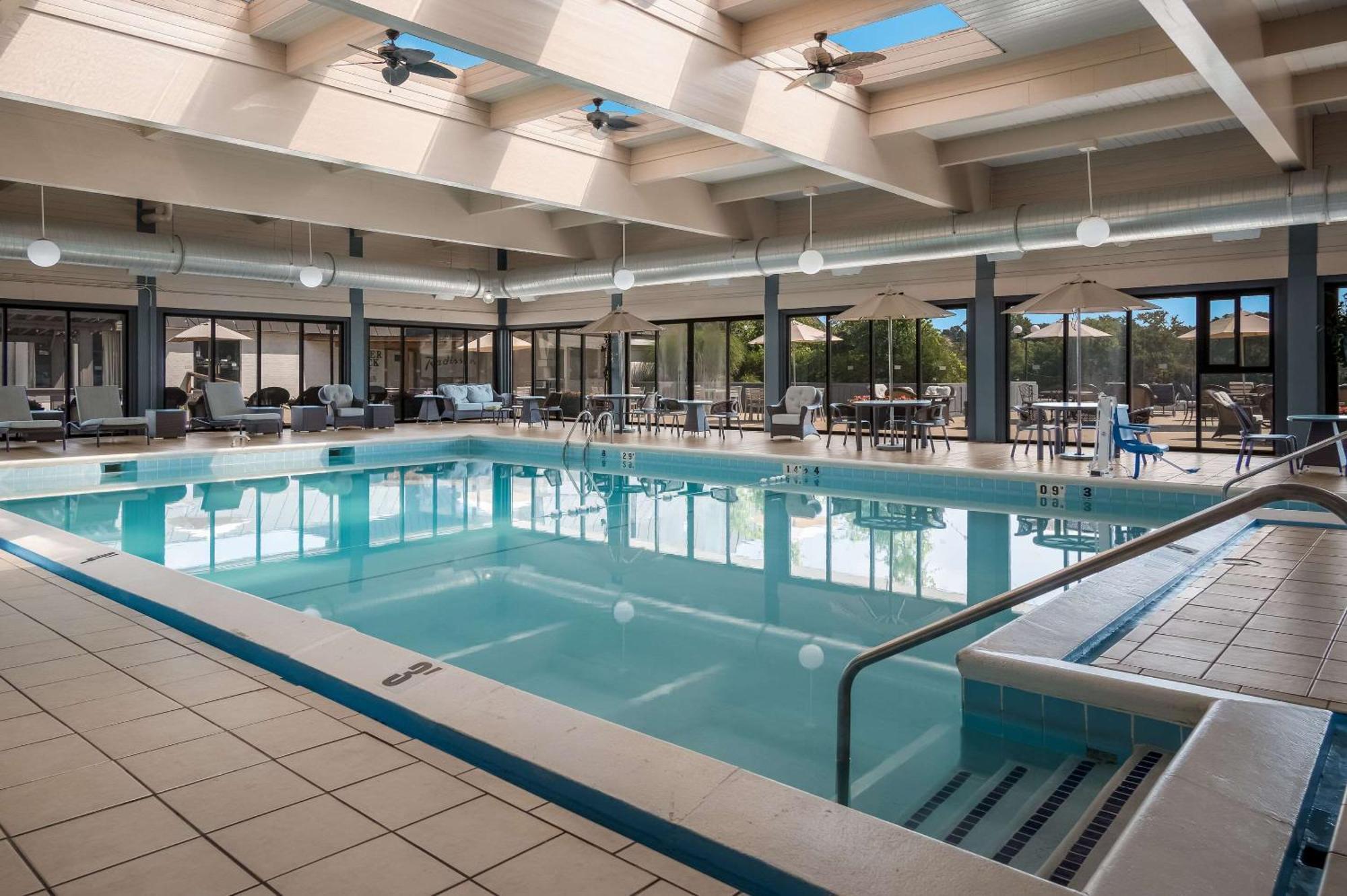 Radisson Hotel Grand Rapids Riverfront Zewnętrze zdjęcie