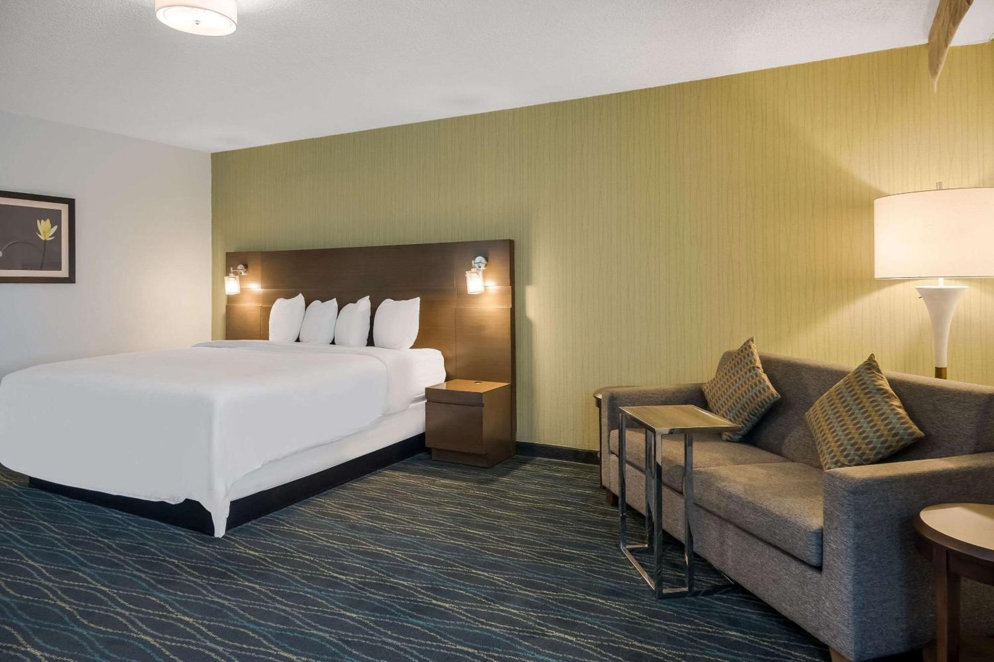 Radisson Hotel Grand Rapids Riverfront Zewnętrze zdjęcie