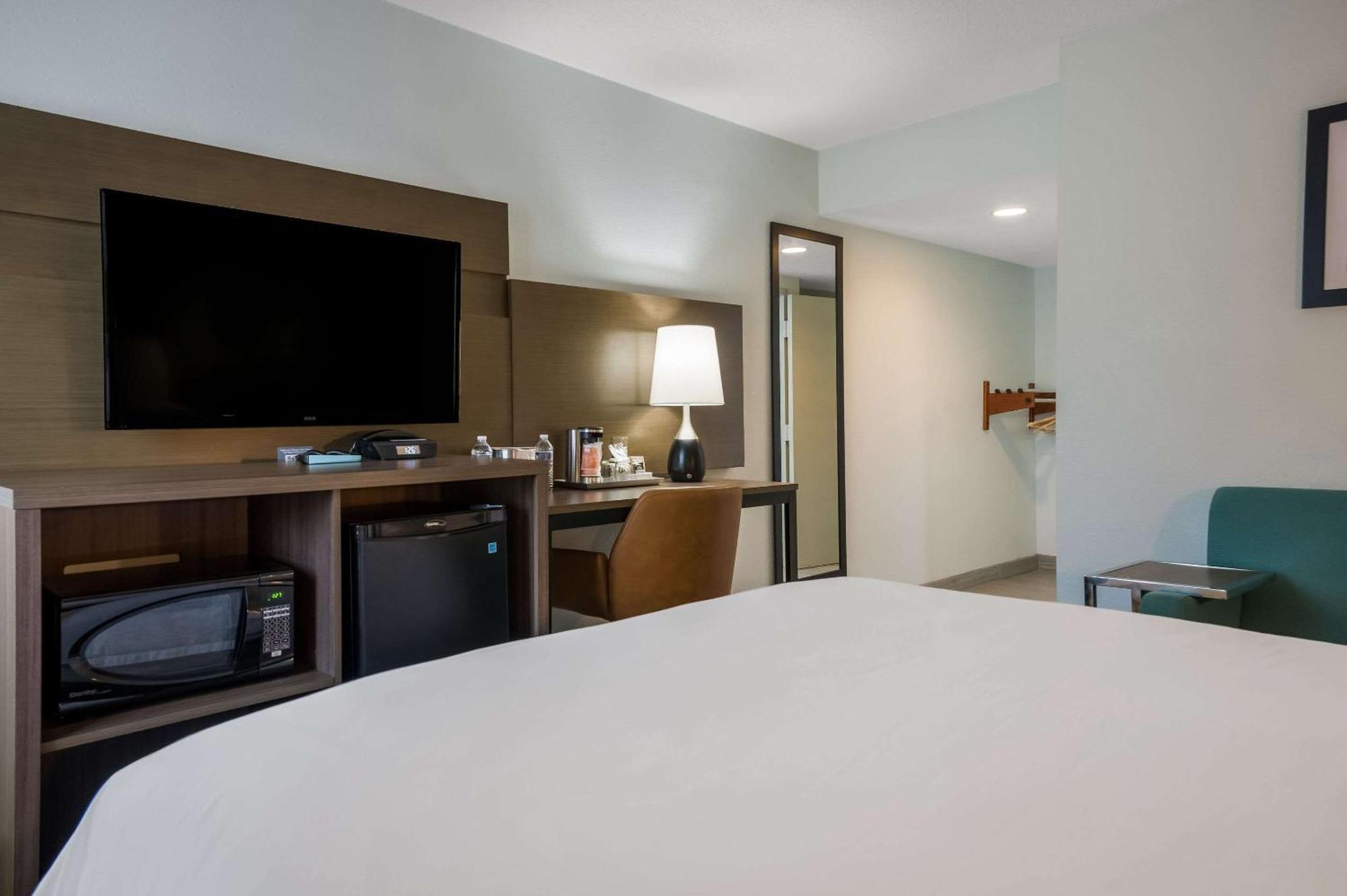 Radisson Hotel Grand Rapids Riverfront Zewnętrze zdjęcie