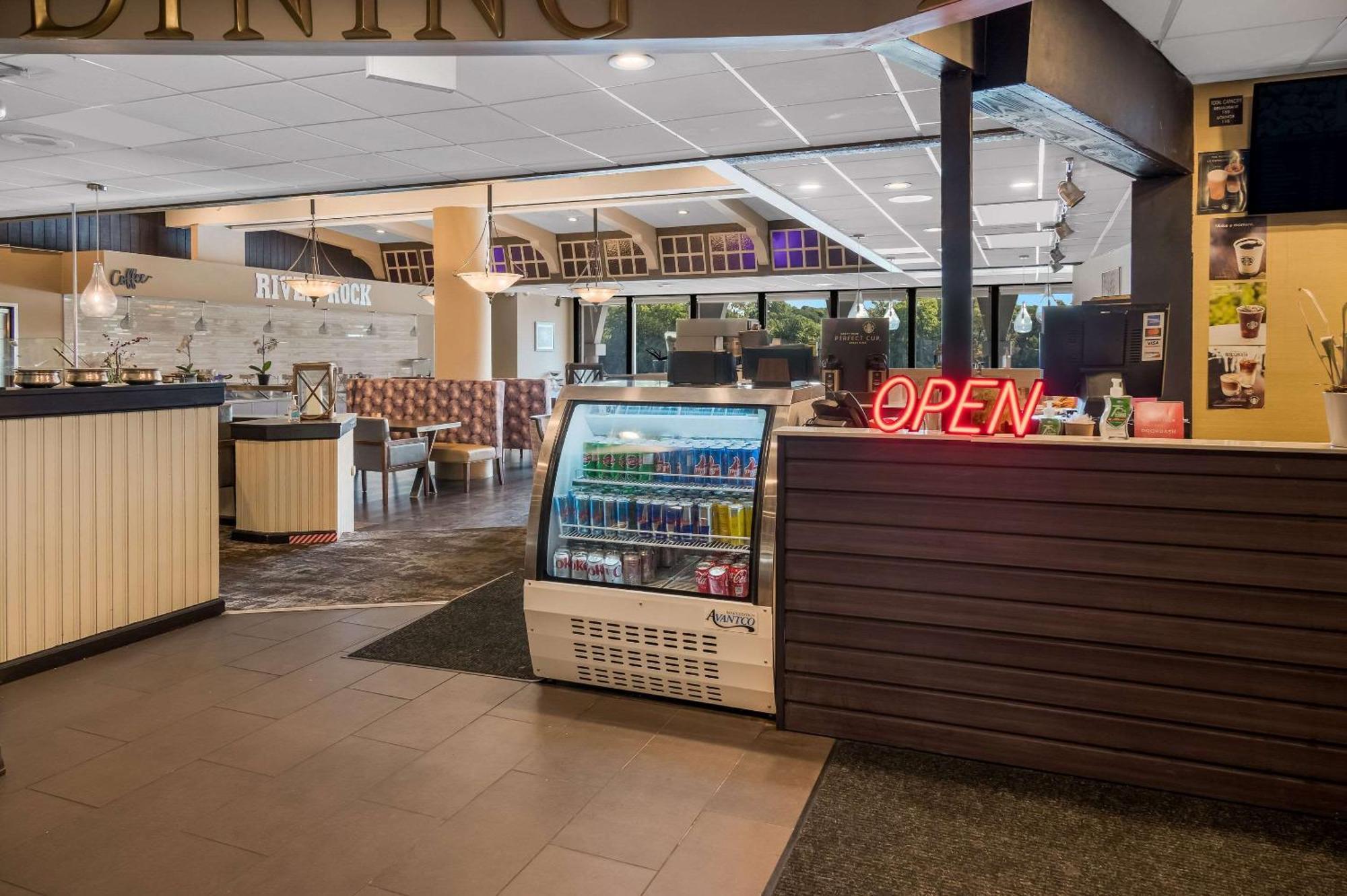 Radisson Hotel Grand Rapids Riverfront Zewnętrze zdjęcie
